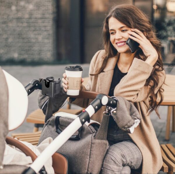 Postpartum Essentials: 8 Must-Have Items for New Moms